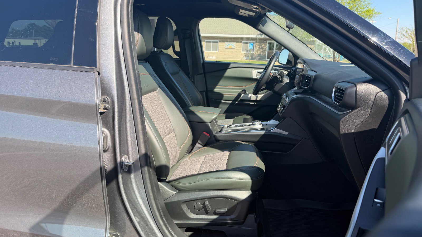 Certified 2022 Ford Explorer Timberline image 28