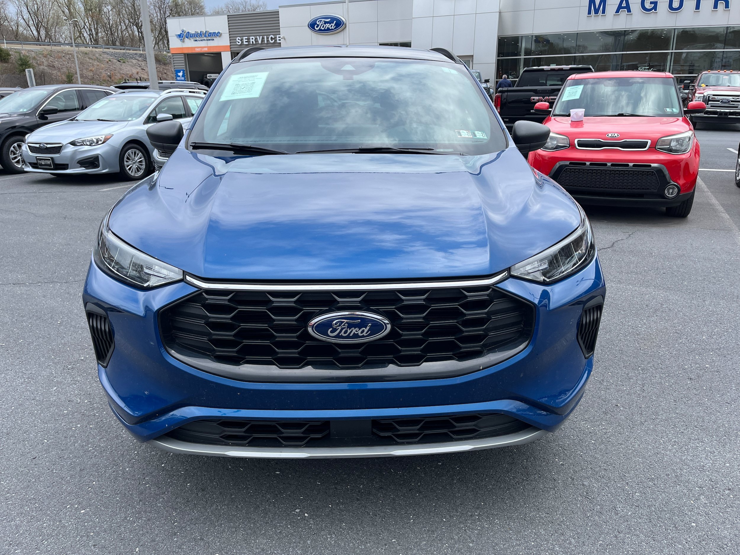 Certified 2023 Ford Escape ST-Line w/ Tech Pack #1 AWD/4WD image 2