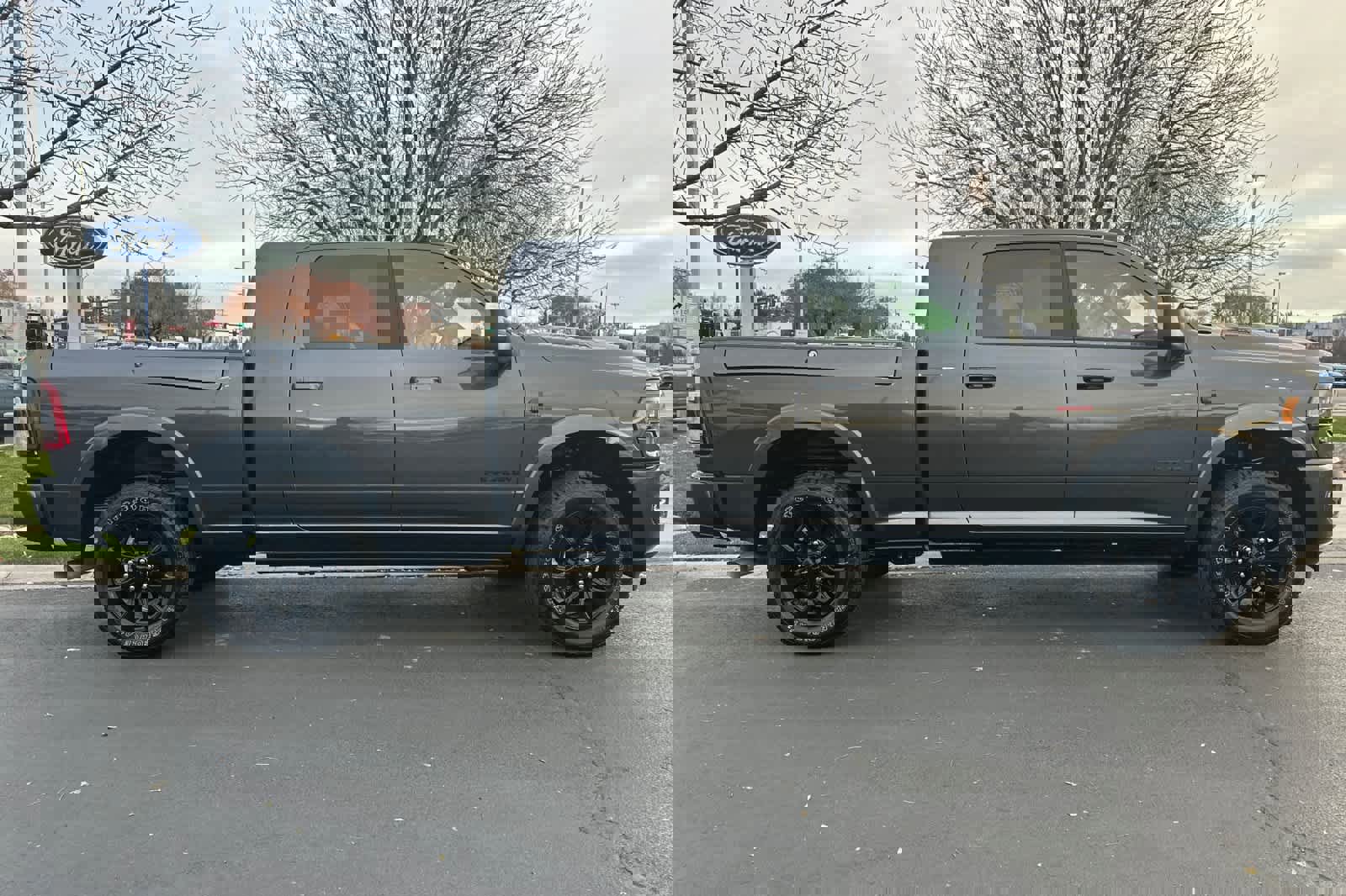 Used 2024 RAM 2500 Limited image 6