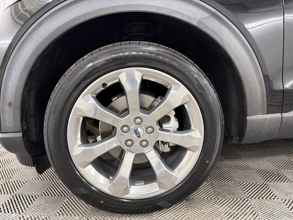 Certified 2020 Ford Explorer Platinum w/ Premium Technology Package AWD/4WD image 14