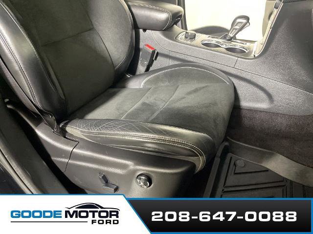 Used 2017 Jeep Grand Cherokee SRT w/ Trailer Tow Group IV image 25