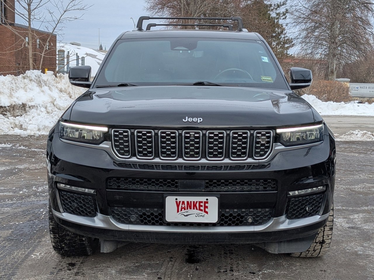 Used 2021 Jeep Grand Cherokee L Summit w/ Advanced Protech Group IV image 9