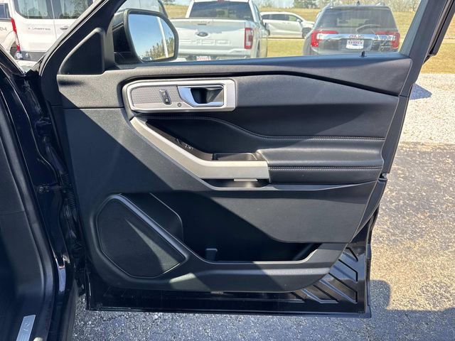 Certified 2021 Ford Explorer Limited w/ Equipment Group 301A image 14