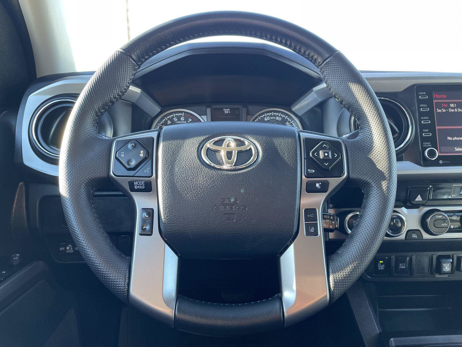 Used 2023 Toyota Tacoma SR5 w/ Technology Package AWD/4WD image 12