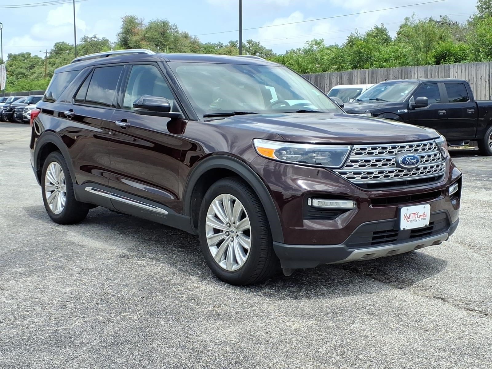 Certified 2023 Ford Explorer Limited w/ Limited Technology Package RWD image 6