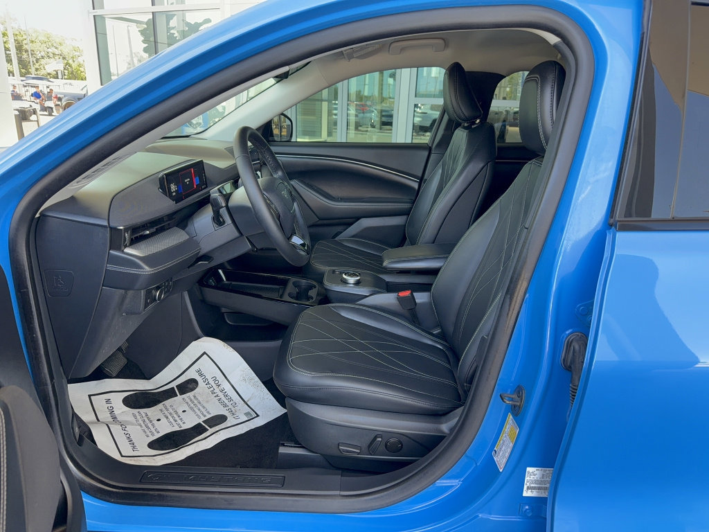 Certified 2022 Ford Mustang Mach-E Select w/ Comfort/Technology Package RWD image 12