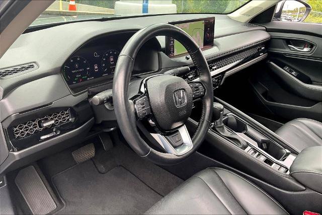 Used 2025 Honda Accord Touring image 14