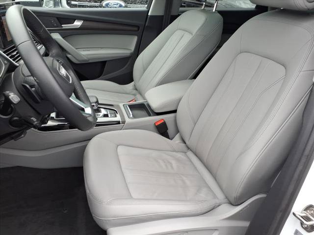 Used 2022 Audi Q5 2.0T Premium Plus w/ Premium Plus Package AWD/4WD image 14