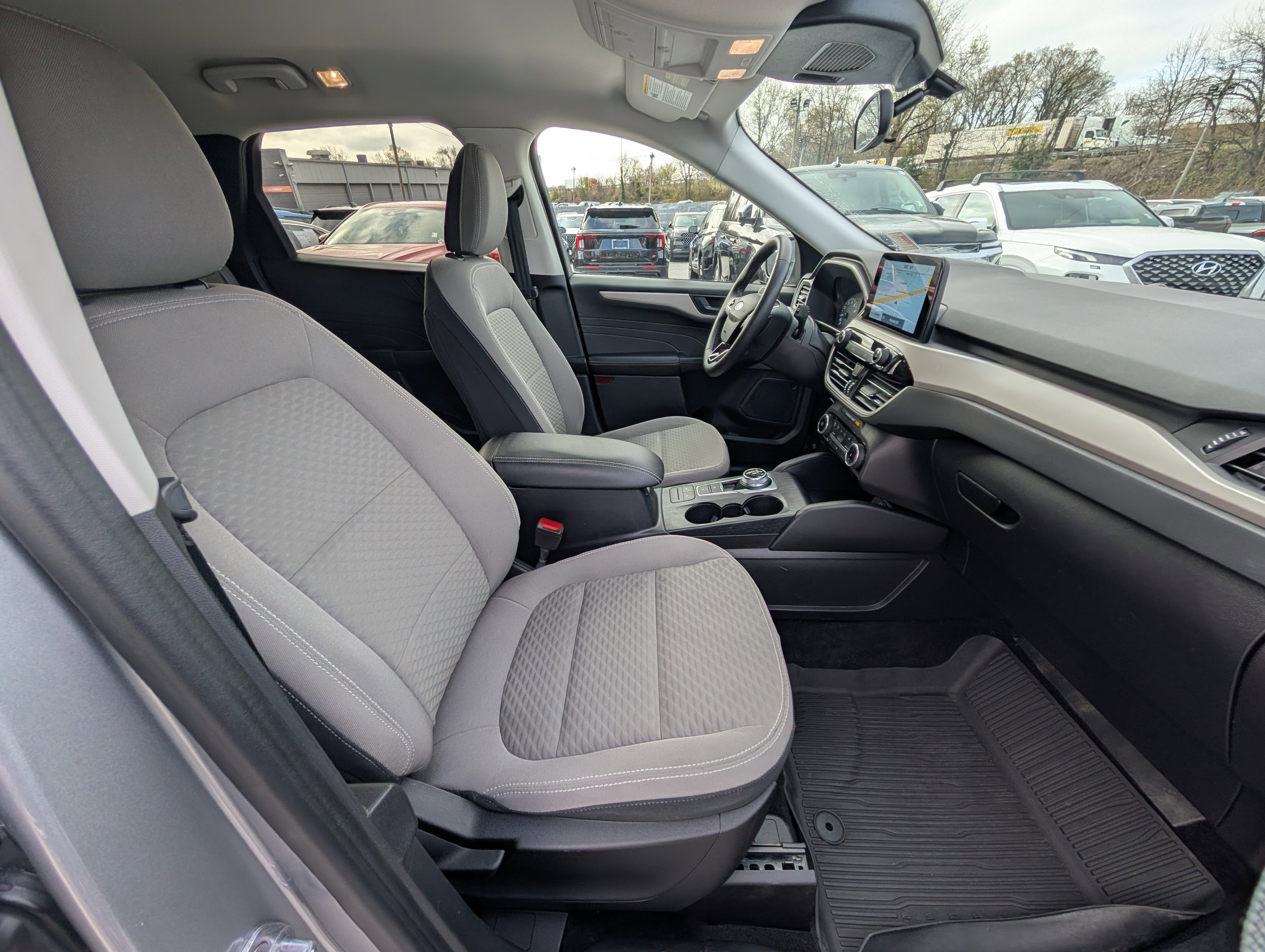 Certified 2022 Ford Escape SE w/ Cold Weather Package AWD/4WD image 12
