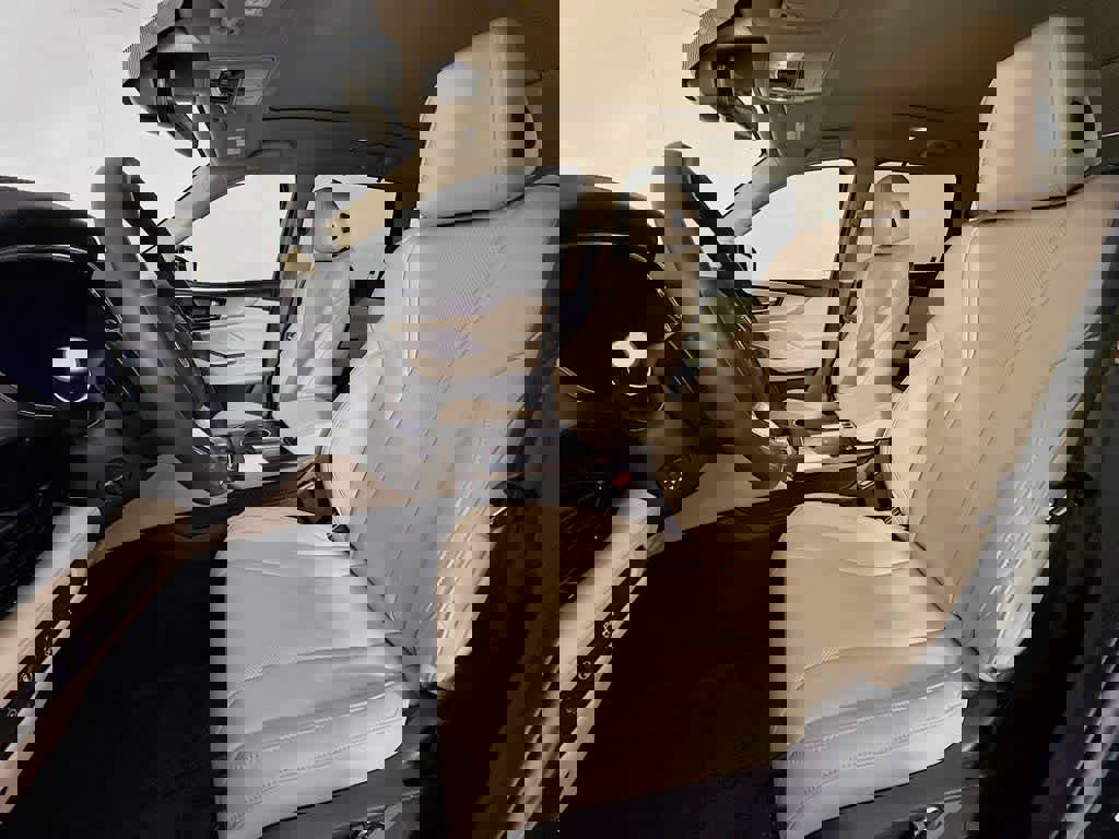 Used 2024 Acura MDX SH-AWD w/ Technology Package image 14