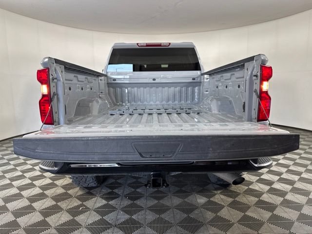 Used 2024 Chevrolet Silverado 2500 Custom w/ Custom Value Package AWD/4WD image 18