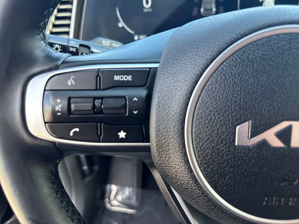 Used 2023 Kia Sportage SX image 16