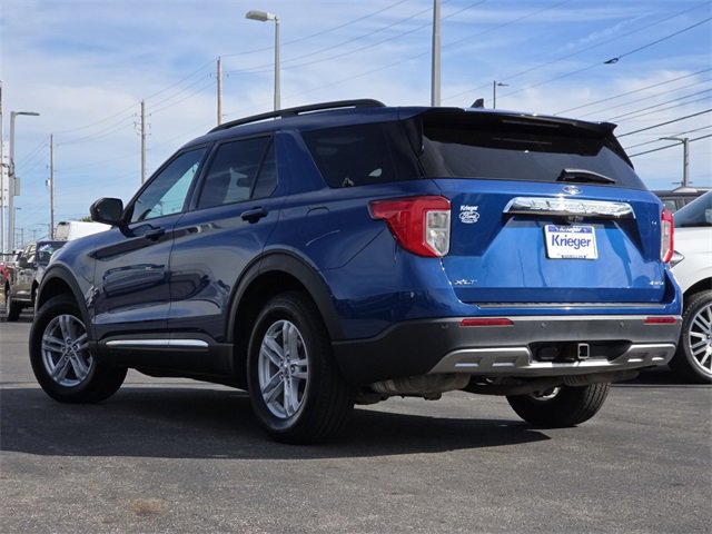 Certified 2021 Ford Explorer XLT w/ Equipment Group 202A image 3