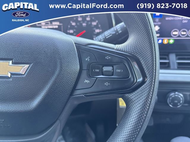 Used 2025 Chevrolet Trax LS image 22