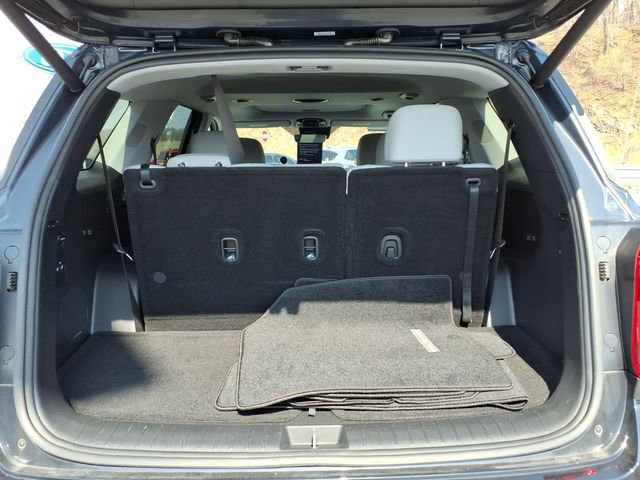 Used 2024 Hyundai Palisade SEL w/ Premium Package image 12