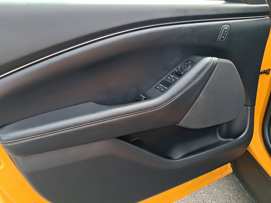 Certified 2022 Ford Mustang Mach-E Select RWD image 14