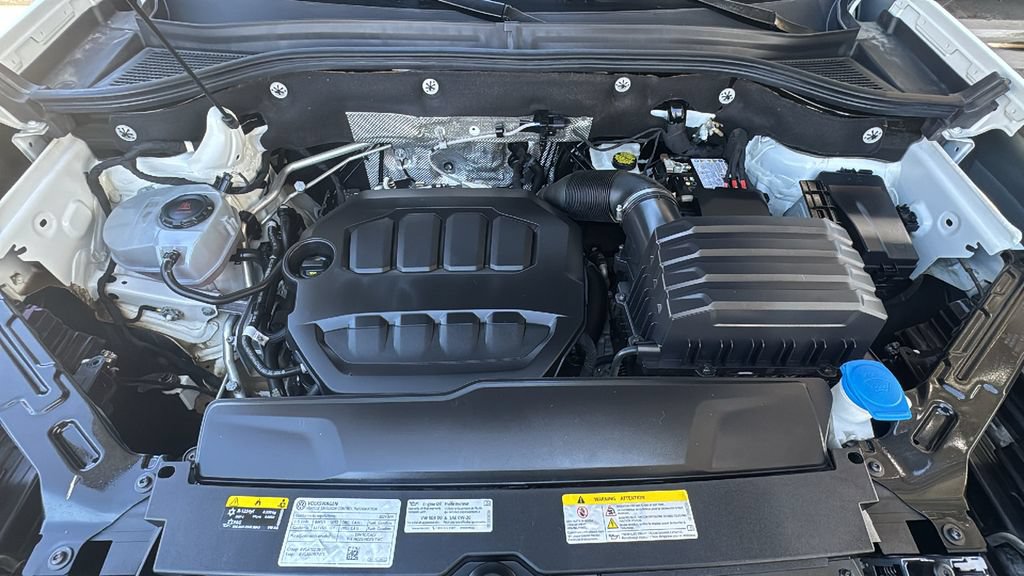 Used 2024 Volkswagen Atlas Cross Sport SEL Premium R-Line AWD/4WD image 26