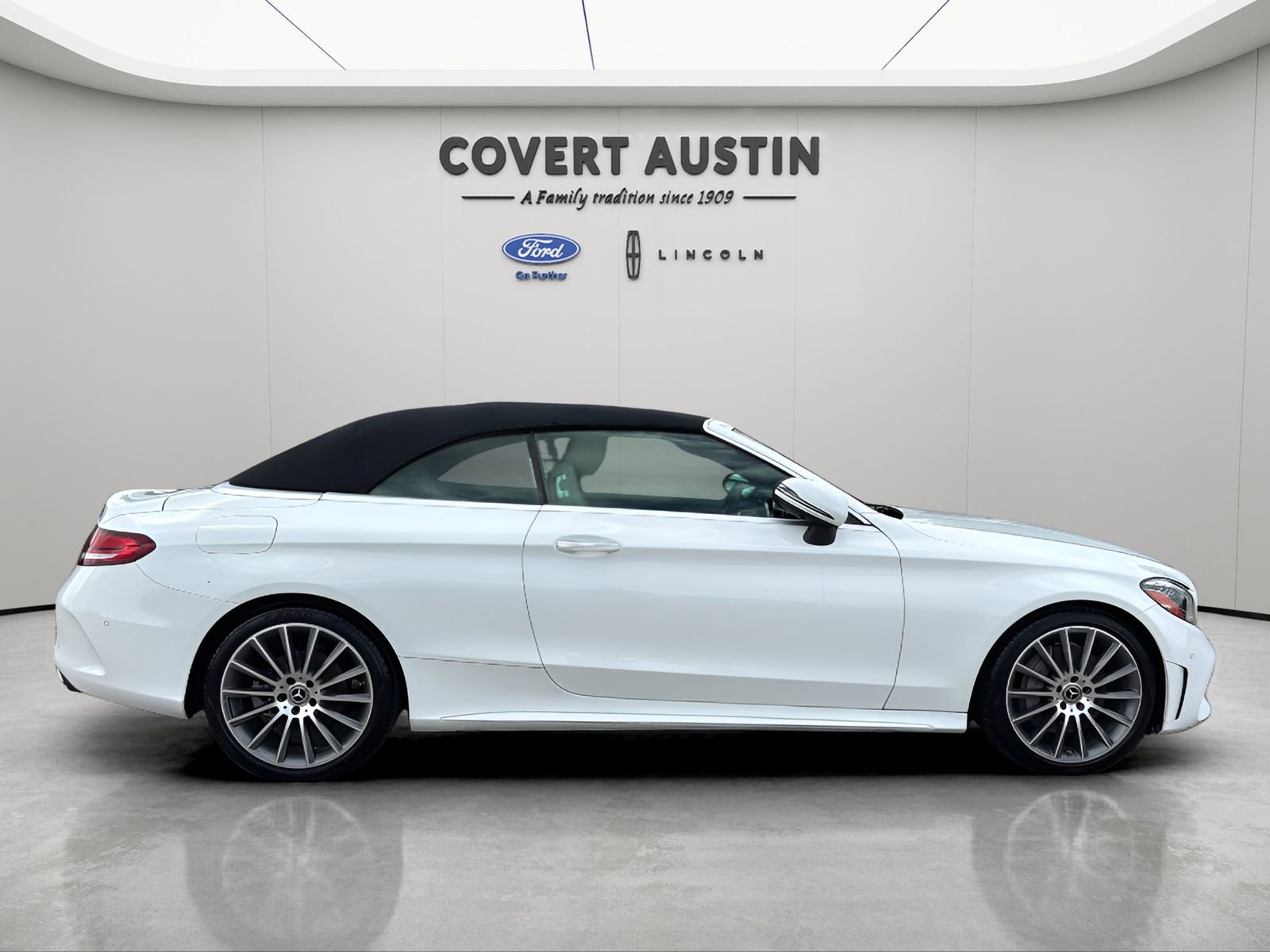 Used 2019 Mercedes-Benz C 300 Cabriolet image 6