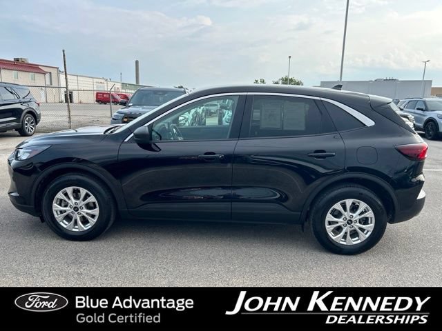 Certified 2023 Ford Escape Active AWD/4WD image 2