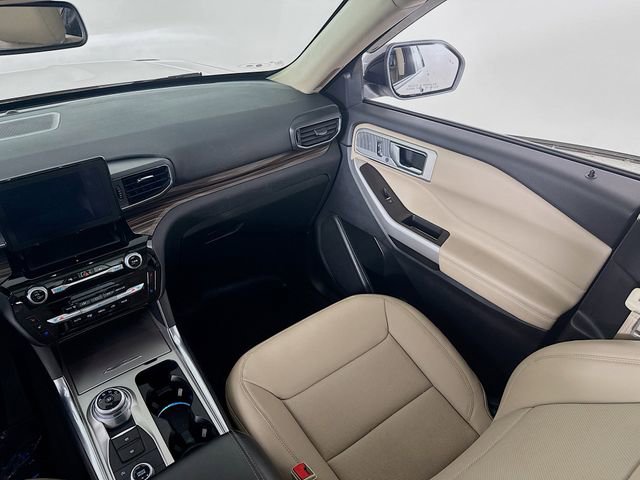 Certified 2021 Ford Explorer Limited w/ Equipment Group 301A image 25