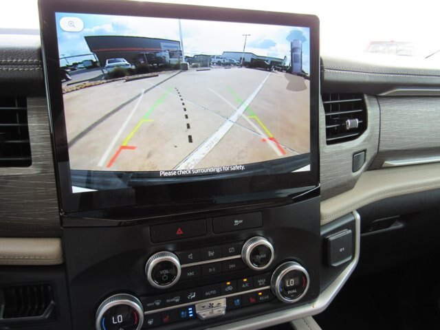 Certified 2022 Ford Expedition Max Limited RWD image 29