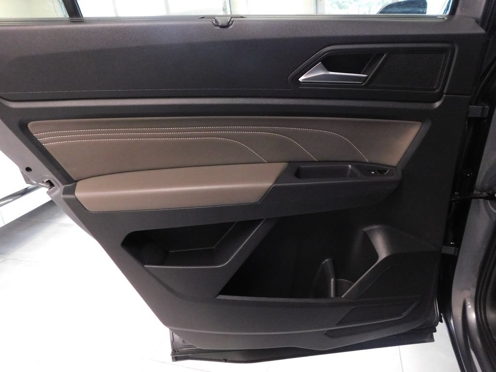 Used 2021 Volkswagen Atlas SE AWD/4WD image 28