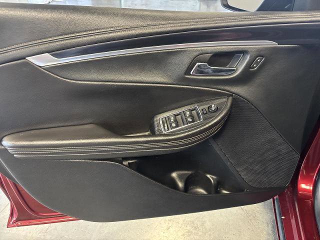 Used 2017 Chevrolet Impala LT image 26