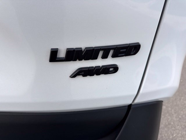 Used 2023 Toyota RAV4 Limited AWD/4WD image 9