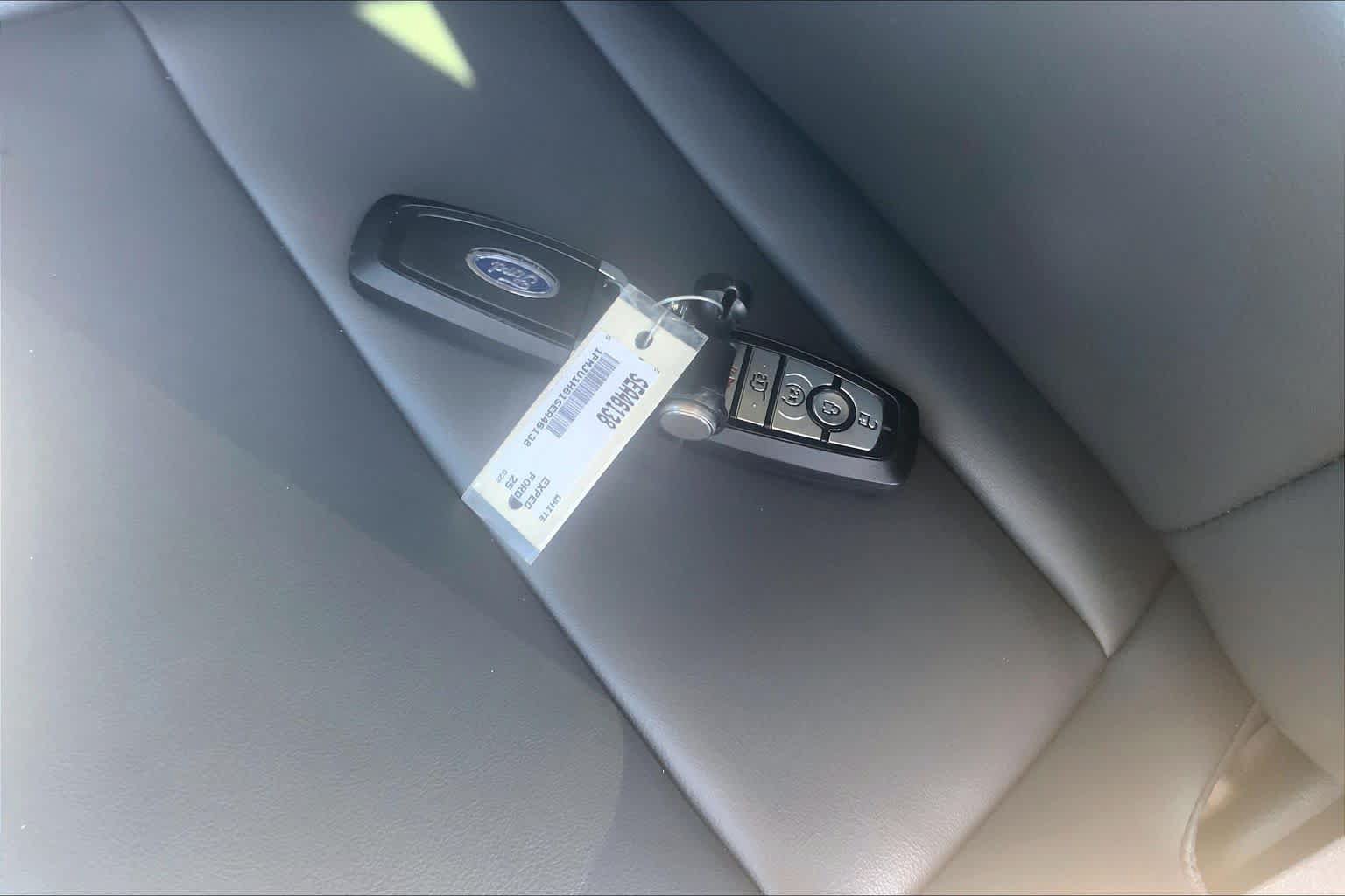 Certified 2025 Ford Expedition Active RWD image 15