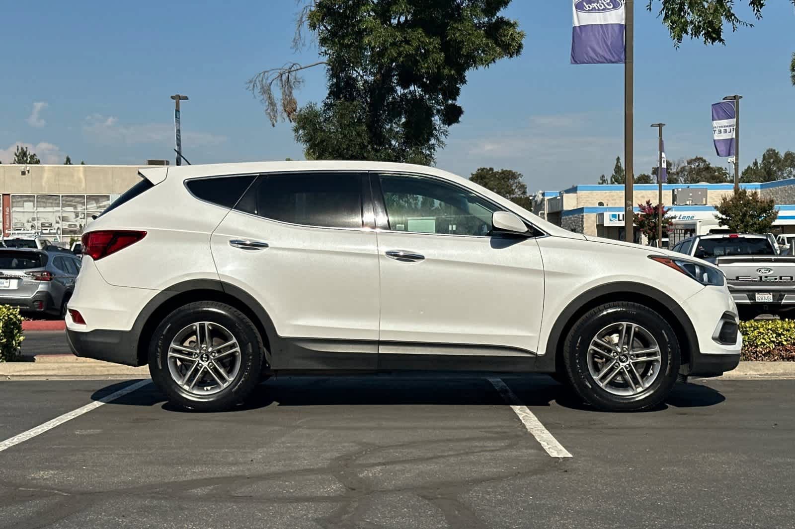 Used 2018 Hyundai Santa Fe Sport FWD image 8