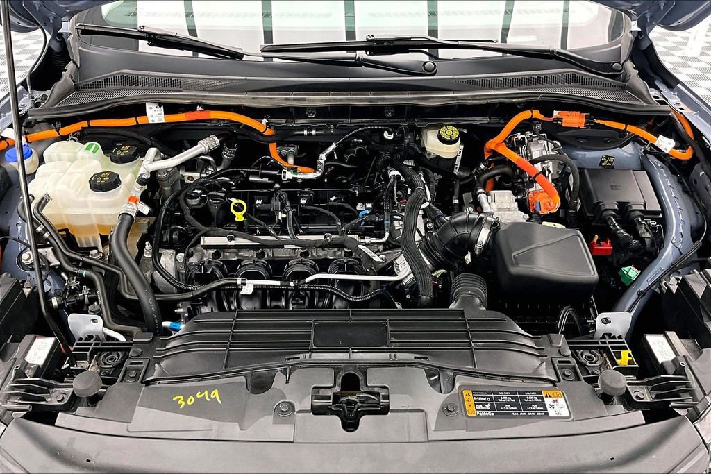 Certified 2024 Ford Escape SE FWD image 10