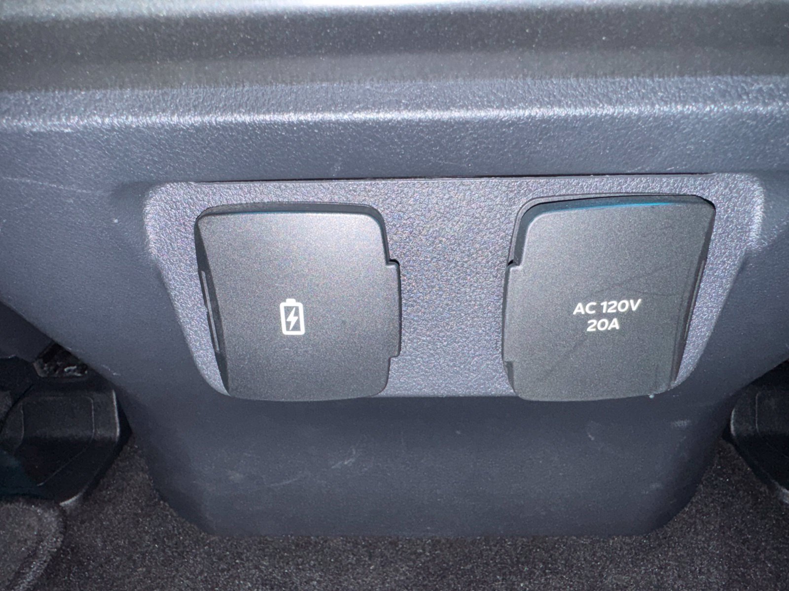 Certified 2024 Ford F150 Lariat AWD/4WD image 36