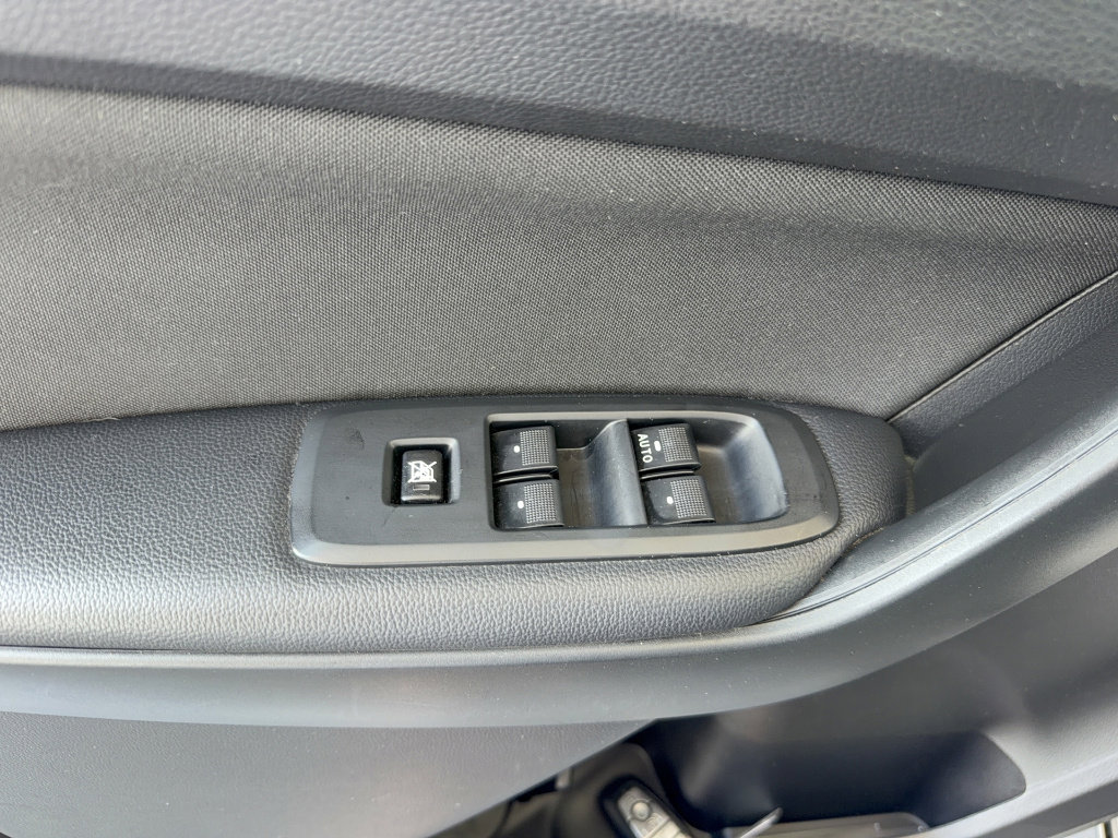 Certified 2019 Ford Ranger XLT w/ Equipment Group 302A Luxury RWD image 8