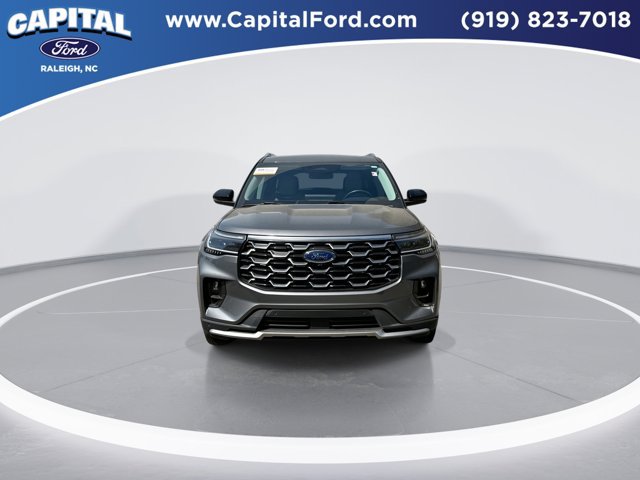 Certified 2025 Ford Explorer Platinum w/ LUX Leather Package AWD/4WD image 3