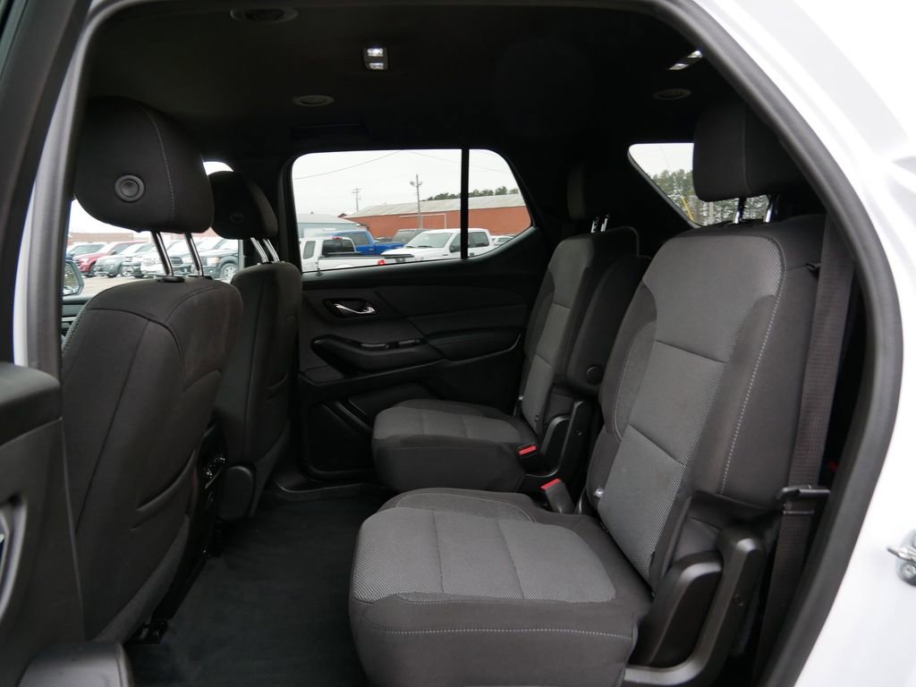 Used 2023 Chevrolet Traverse LT AWD/4WD image 11