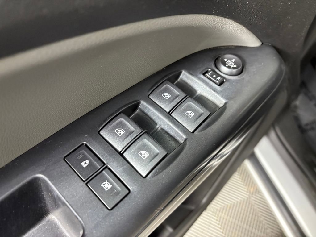 Used 2019 Chevrolet Colorado W/T w/ Custom Special Edition image 13