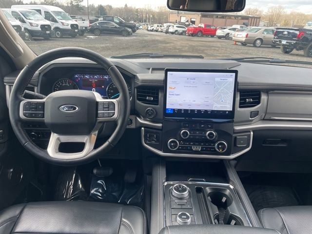Certified 2024 Ford Expedition XLT image 15