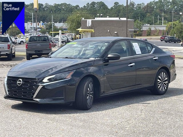 Used 2024 Nissan Altima 2.5 SV