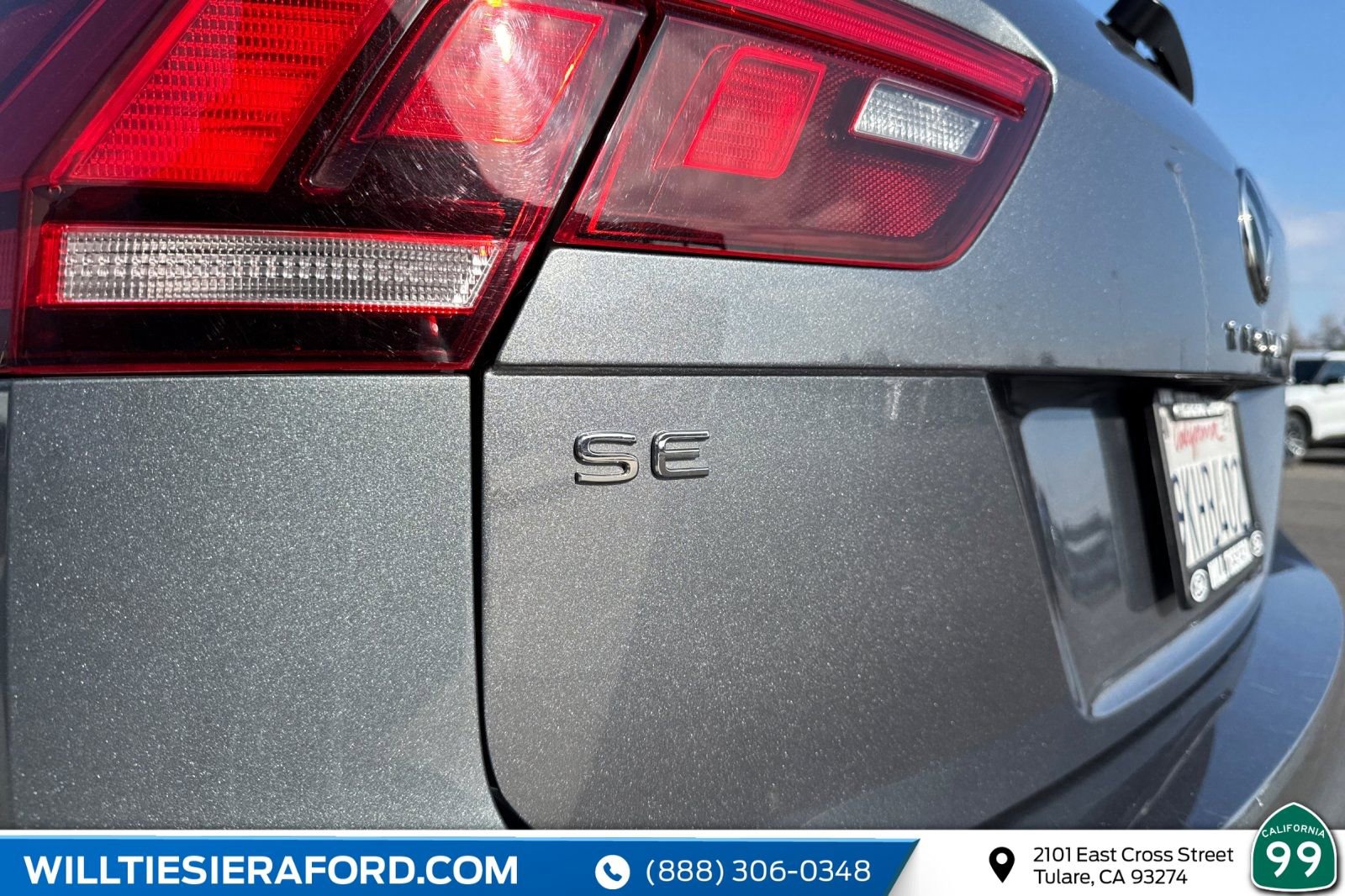 Used 2024 Volkswagen Tiguan SE image 34
