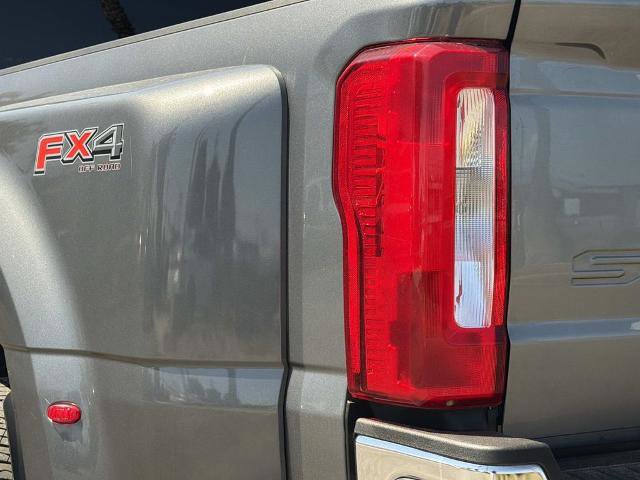 Certified 2024 Ford F350 XLT w/ FX4 Off-Road Package AWD/4WD image 8