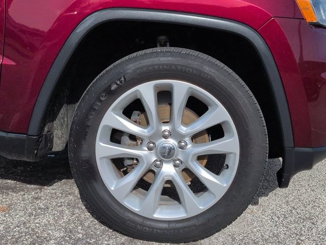 Used 2017 Jeep Grand Cherokee Limited RWD image 11