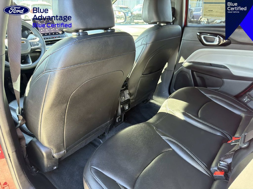 Used 2025 Jeep Compass Limited AWD/4WD image 11