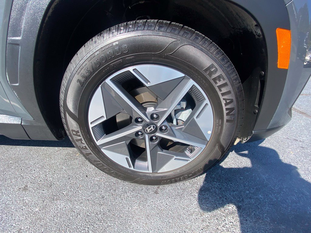 Used 2025 Hyundai Tucson SEL FWD image 32