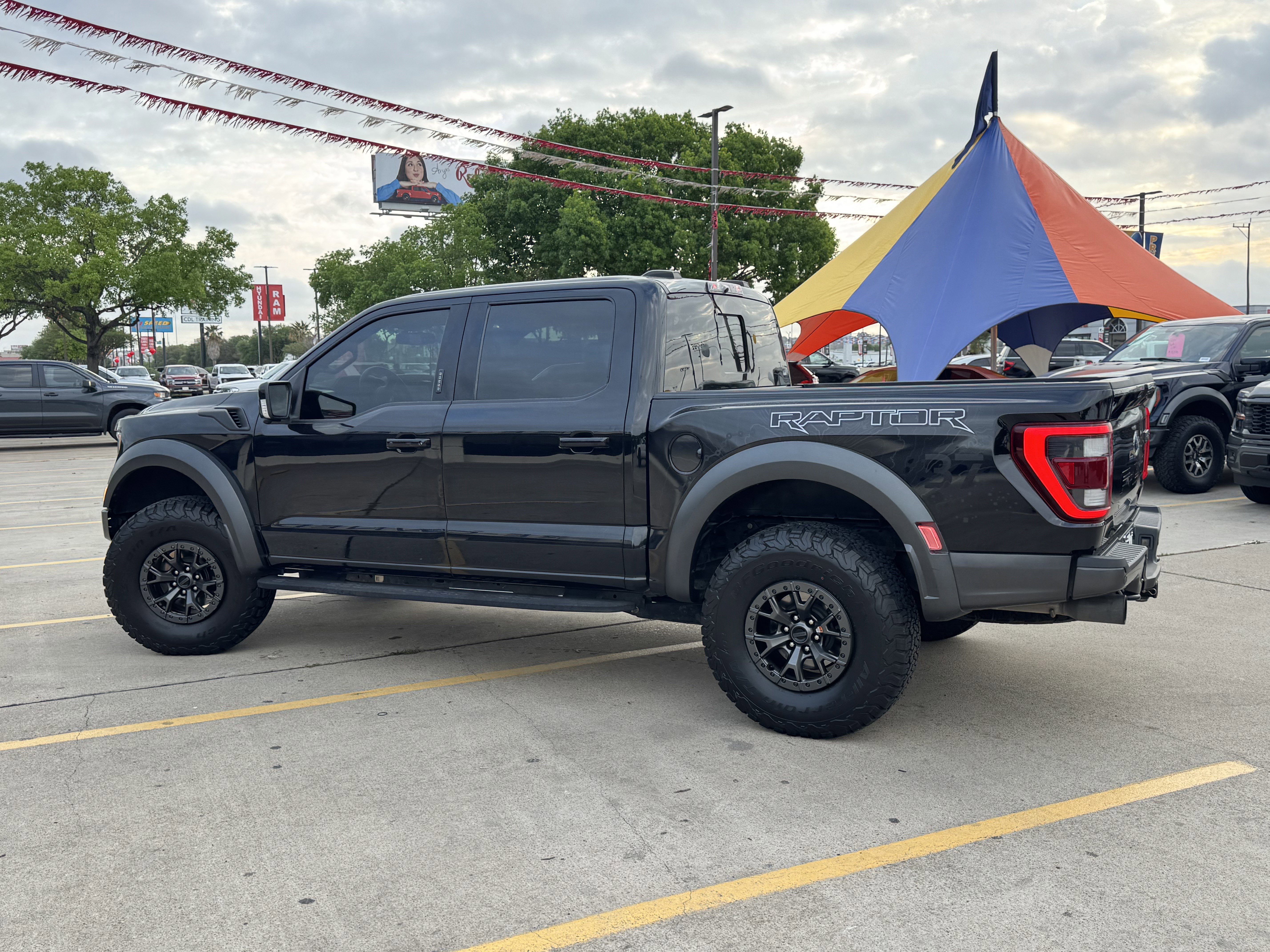 Certified 2022 Ford F150 Raptor w/ Raptor 37 Performance Package image 6