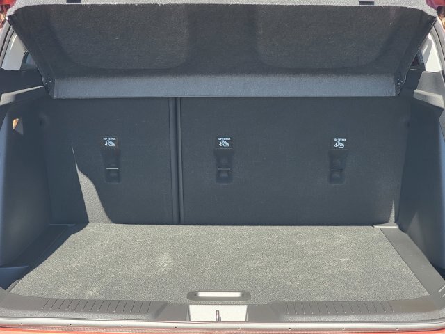 Used 2024 Chevrolet Trax LT w/ Driver Confidence Package FWD image 21