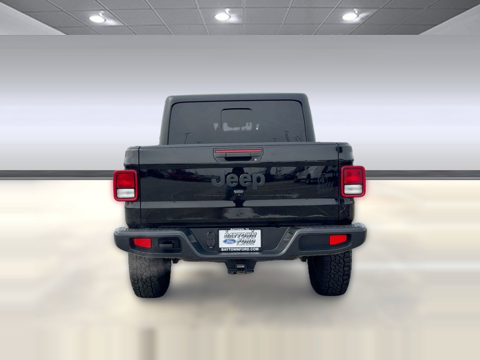 Used 2023 Jeep Gladiator Willys image 10