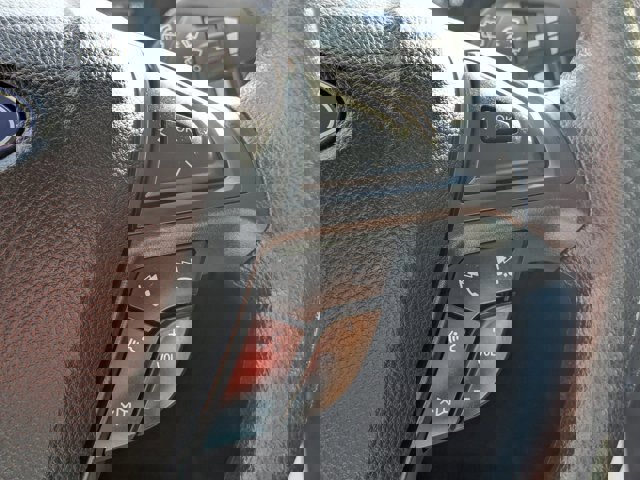 Certified 2023 Ford Edge SE w/ Black Appearance Package image 21