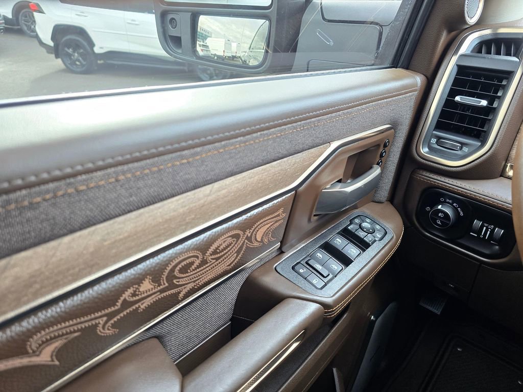 Used 2026 RAM 2500 Limited image 30
