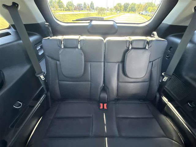 Certified 2022 Ford Explorer XLT w/ Equipment Group 202A AWD/4WD image 17