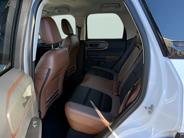 Certified 2025 Ford Bronco Sport Outer Banks w/ Outer Banks Tech Package+ AWD/4WD image 5
